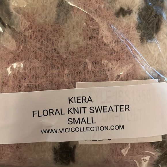 VICI Collection Kiera Floral Knit Sweater - Picture 3 of 4